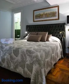 Regal House Roma Capucci 6 - Image 3