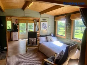 Mulberry Cottage Farm - Image 5