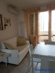 Hermitage Q12 - Image 2