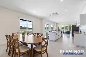 Luxury Penthouse Marina View 3-Bedroom - Image 1