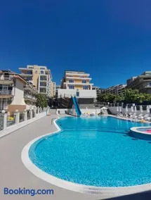 Grand Villa Perle - Image 1
