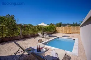 Cosmos Villas Angelina - Image 3