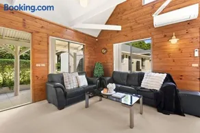 Cottage on Boambee - Image 3
