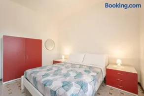 Salida apartment - spiaggia attrezzata e piscina - Image 2