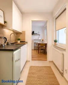 Odw homes - small cozy old town apartment - Image 4