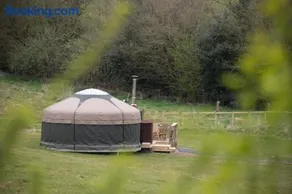 Black Pig Retreats Luxury Glamping - Image 4