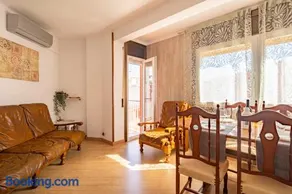 Apartamento 3 hab 15 minutos de Barcelona centro y 5 minutos playa - Image 2