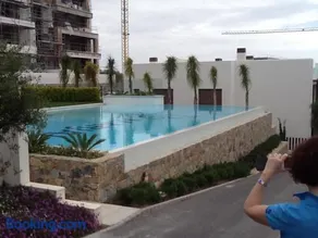 Las Colinas - Image 3