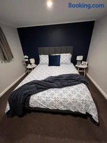 Guesthouse on Grant Street - Image 1
