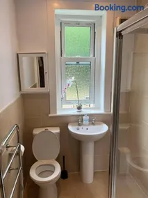 Edinburgh city centre flat - Image 3