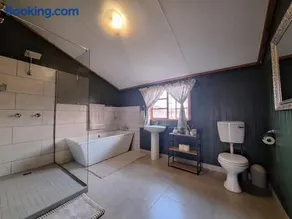 Nyala Bush Cabin - Image 4