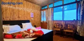 Dhauladhar Woodhouse - Image 2