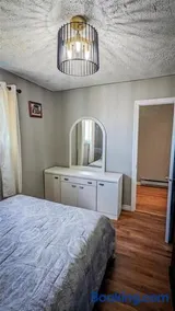 Peaceful 2 Bedroom Cottage - Image 3