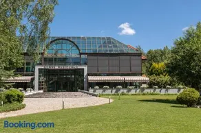 Glass Residence - Image 1