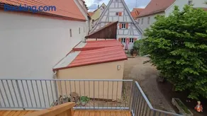 Historischer Pferdestall im Zentrum von Weißenburg mit 2 Parkplätzen, Terrasse und Balkon - Image 3