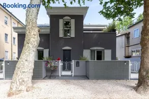 VILLA MONTI SUITES&APARTS - Image 1