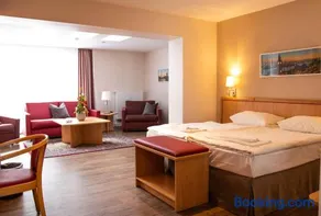 Bundt's Hotel & Gartenrestaurant - Image 2