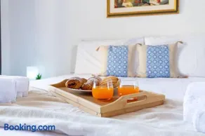 Appartamento Confortevole, Wi-Fi & Colazione Free - Image 1