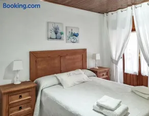 Charming House in Pereña de la Ribera - Image 2