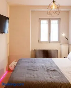 Relais Flora Arzo Appartamento superior di vacanza con posteggio - Image 3