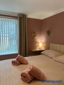 Honey Cottage - Image 4
