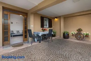 Apartments Beni - Image 2