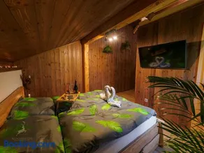Bányahegyi erdei nyugalom és wellness erdész & vadászház - Image 2