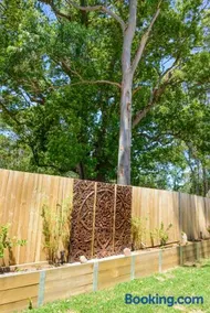Myrtle Tree Lodge - Image 3