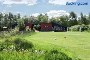Byre 2 In The Park - Image 2