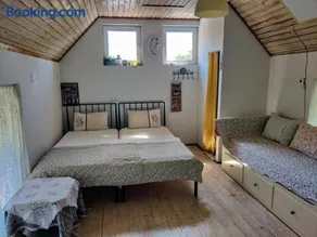 Garden House - Image 3