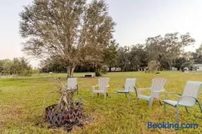 Half Moon Lake property - Image 5