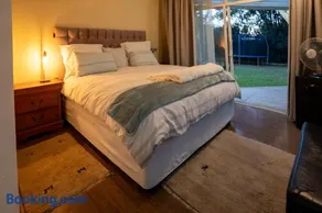 Sunny Sanctuary in the heart of Gallo manor - Image 2