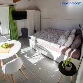 Rustico al Sole - Just renewed 1bedroom home in Ronco sopra Ascona - Image 1