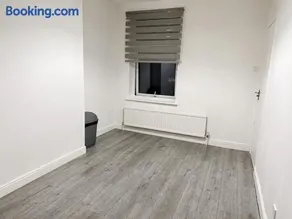 Private Studio Near City Centre - Image 4
