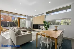 Banksia Coastal Retreat - Image 2