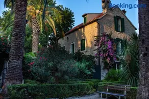 Villa Cindro House - Image 1