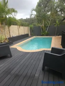 Eryns Retreat Gold Coast - Image 2