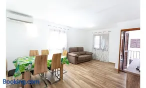 BONITO APARTAMENTO PARA 4 PERSONAS, CENTRO DE MORAIRA - Image 4