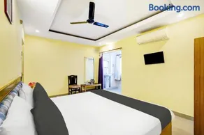 Hotel O Padmavathi Puram Near Railway Station - Image 2