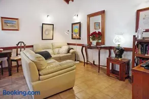 Casa De La Eterna Primavera - Image 2