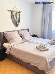 Ferienwohnung 1 Zimmer und Küche in Zell-Mosel - Image 1