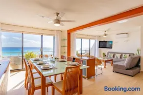 Amazing Caribbean Ocean view at Villas Marlin in Cancun - Image 2