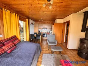 Chalet Le Petit Foyer - Image 2