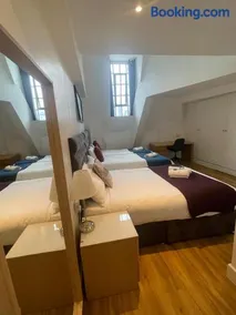 Simple Stay - Image 4