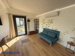 Amici del Colle - Olive Tiny Houses - Image 3