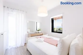 SeaAuraApartment - Image 1