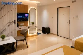 Hotel Krushnai Deluxe - Image 4