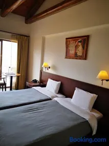 Olvios Hotel - Image 5