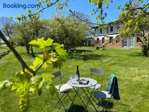 Ferienwohnungen Ostseestern - 7 Apartments, Obstgarten, Lagerfeuer, Spielplatz, Fußbodenheizung, Parken - Image 1