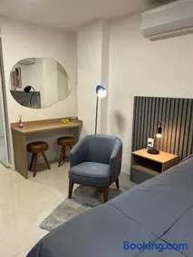 Studio novo e completo, Jardim Amália - Image 3